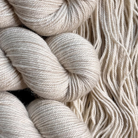 Amulette DK yarn by Pause sur le Temps