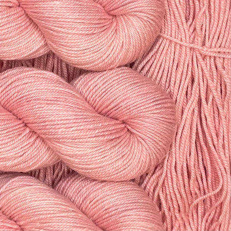 Amulette DK yarn by Pause sur le Temps