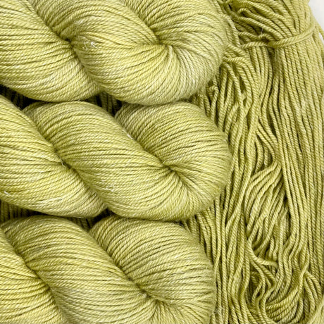 Amulette Fingering Yarn by Pause sur le Temps
