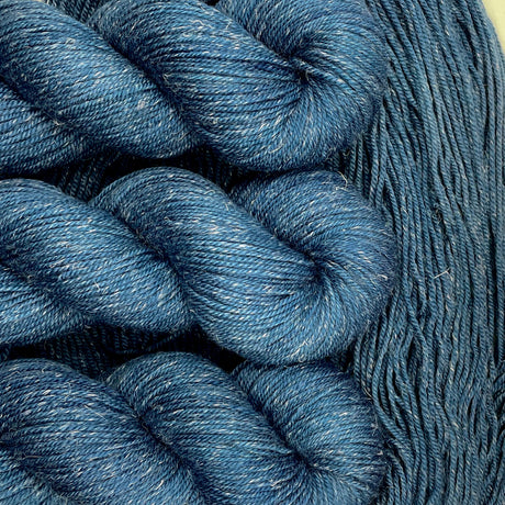 Amulette Fingering Yarn by Pause sur le Temps