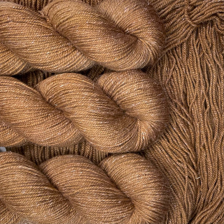 Amulette DK yarn by Pause sur le Temps