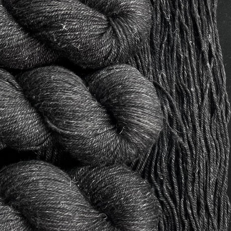 Amulette Fingering Yarn by Pause sur le Temps