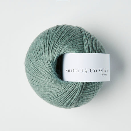 Kit de tricot - Écharpe à capuche, Alex hood par Pernille Larsen