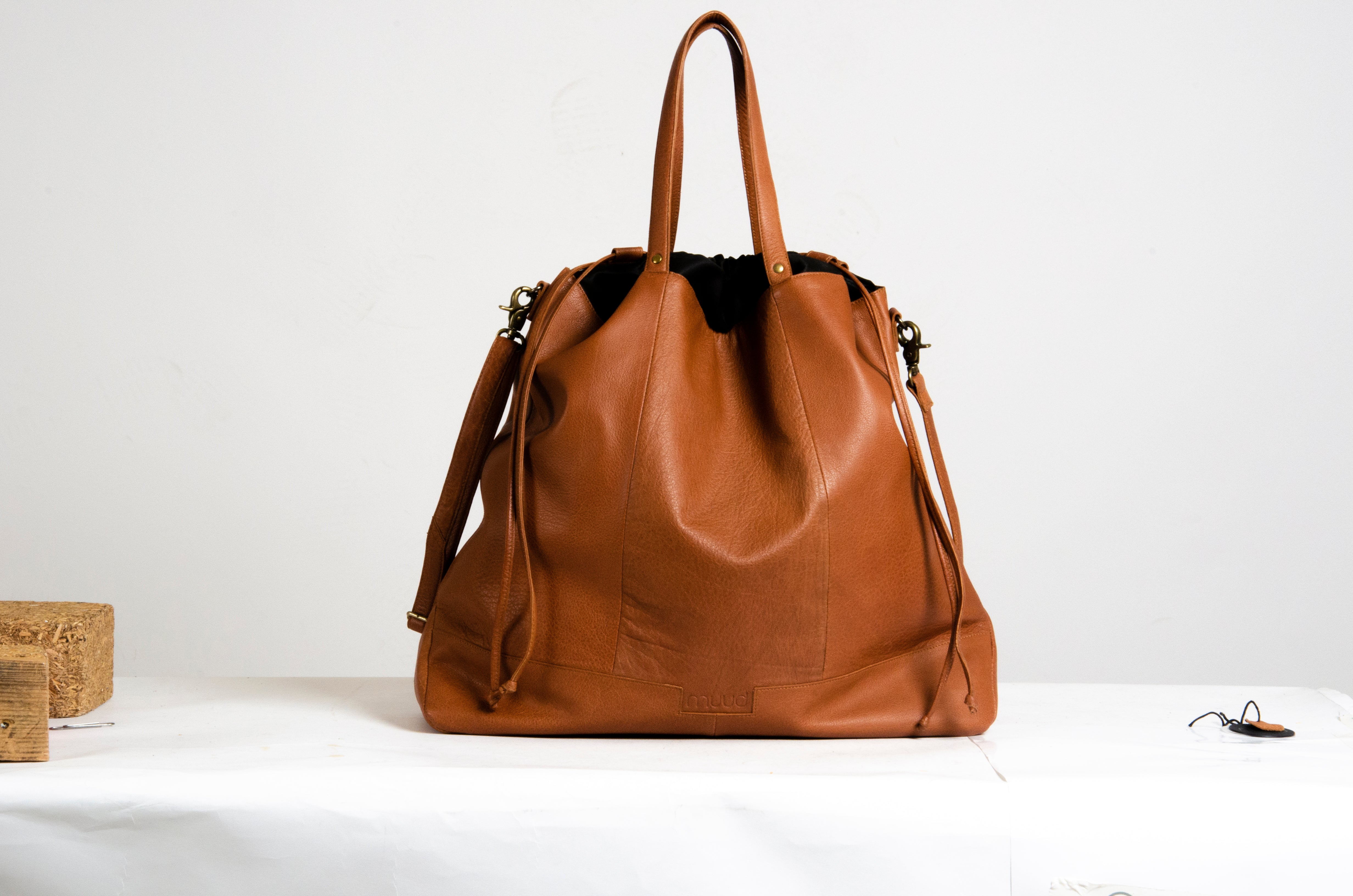 Sac en cuir pour projets de tricots Lofoten XL par MUUD | Pure