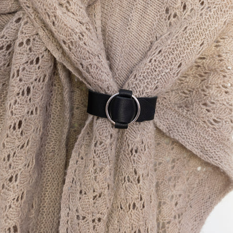 Attaches pour châle par Atelier Cin