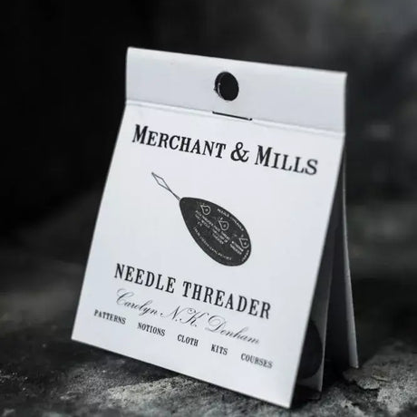 Enfile-aiguilles par Merchant & Mills