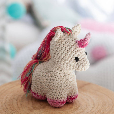 Crochet Kit – Nora Unicorn by Hoooked