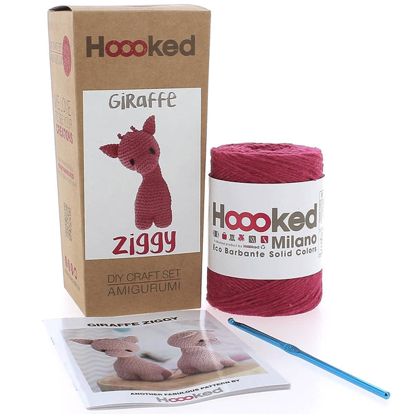 Crochet Kit – Ziggy Giraffe by Hoooked