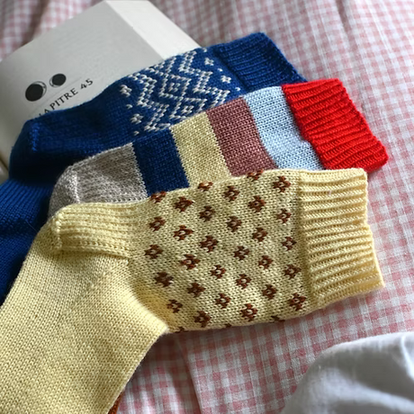 Boite de chaussettes ''Coloris'' par Marie-Christine Lévesque