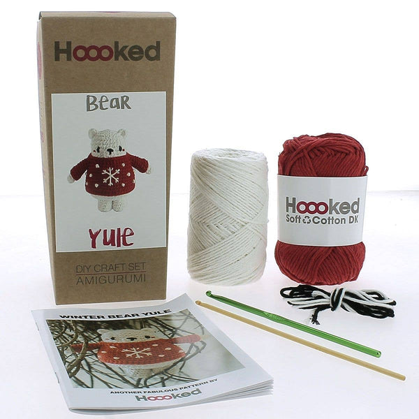 Crochet Kit – Yule the Polar Bear by Hoooked