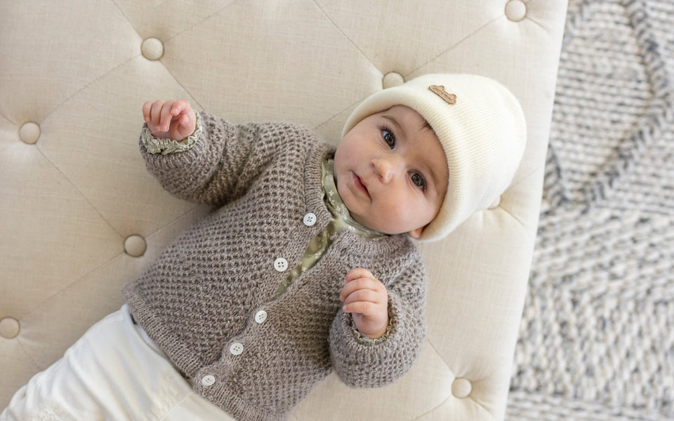 Kit de tricot - Cardigan Alice en Pernilla par Camille Descôteaux