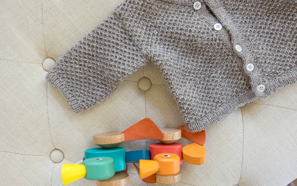 Kit de tricot - Cardigan Alice en Pernilla par Camille Descôteaux