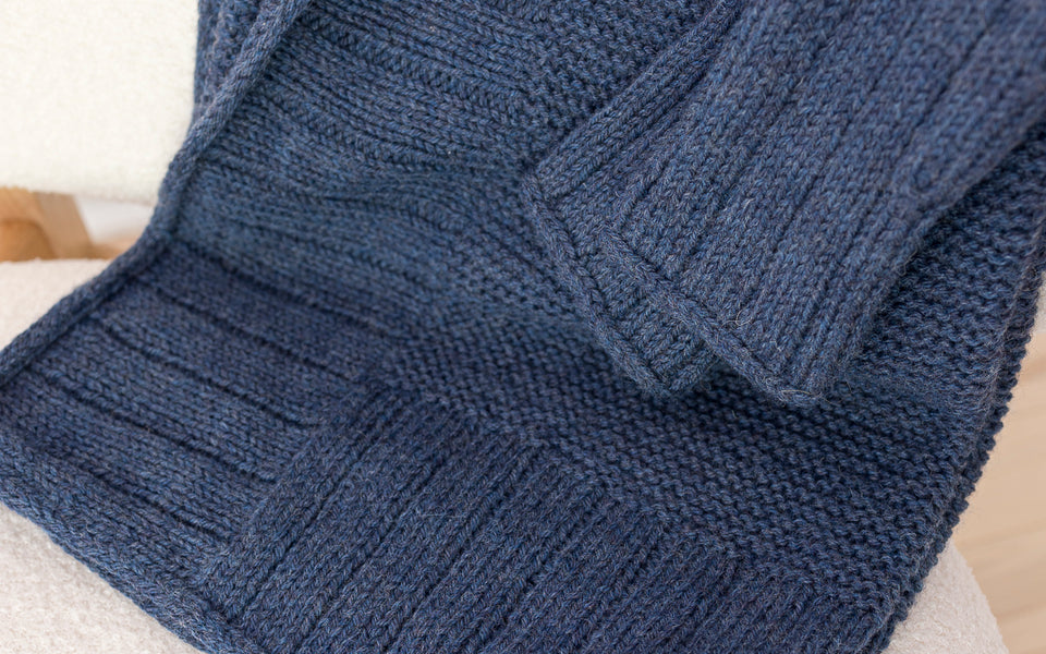 Kit de tricot - Cardigan Clair de lune en Peruvian par Paule Trudel Bellemare