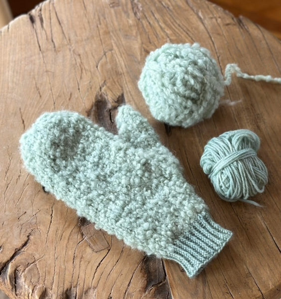 Kit de tricot mitaines be my baby mittens par Katja Dyrberg