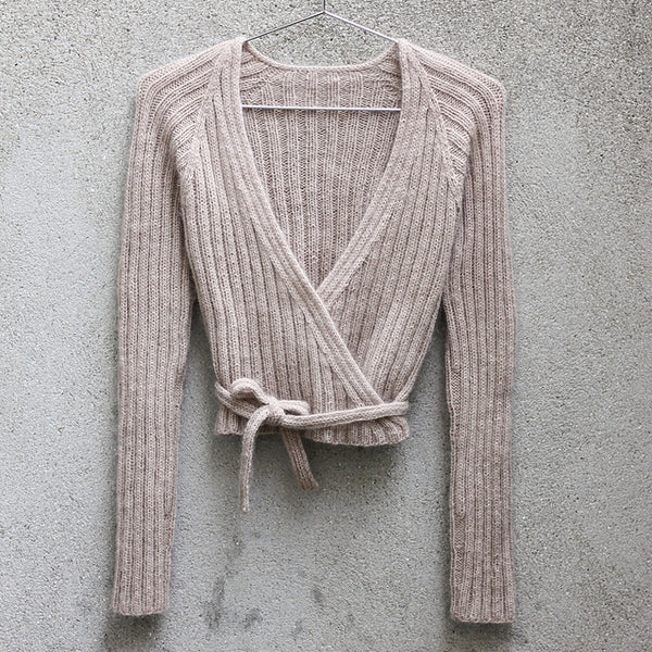 Kit de tricot - Cache-coeur Darling Wrap par Pernille Larsen