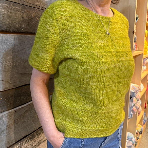 Kit de tricot - Pull à manche courte Vasiliki par Nathalie Martin