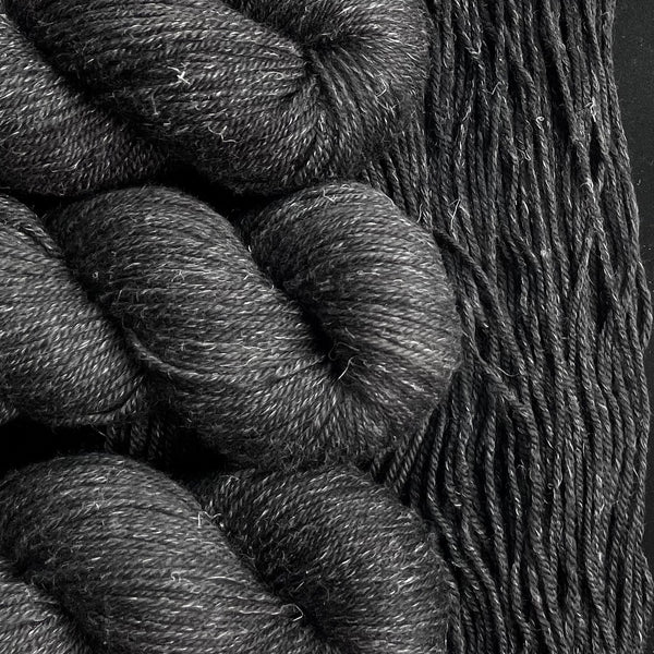 Yarn bundle - Tank top Molitor by Emilie Luis