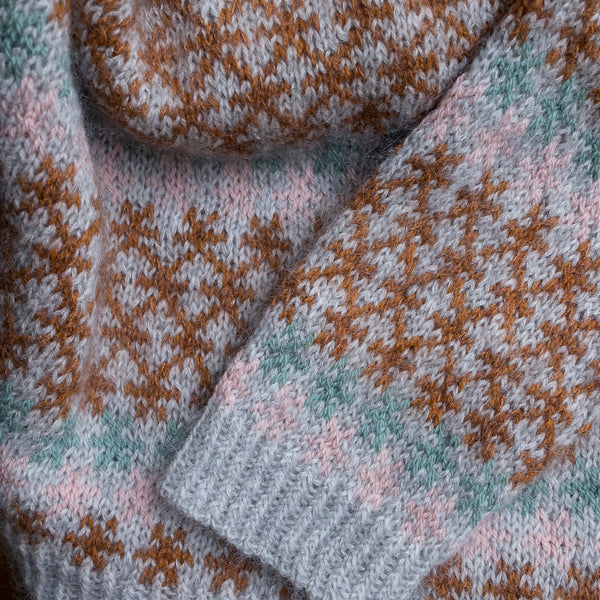 Knitting kit - Coloured Crosses Senior by Anne Ventzel