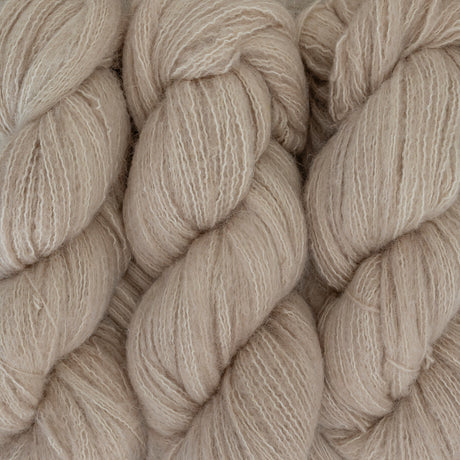 Nueva Yarn (dk) by Fibre Carpe Diem