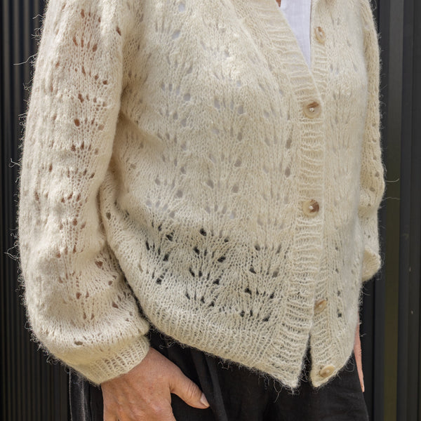 Yarn bundle - Camelia Cardigan by Minimi Knit Design