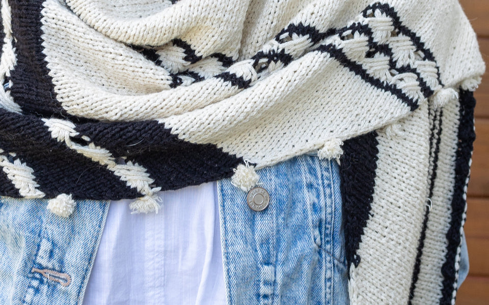 Kit de tricot - Keep me shawl par Lucie Paquet
