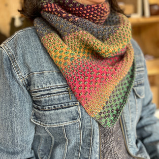 Kit de crochet - Écharpe ajourée multicolore Angelo par Katia – Pure Laine