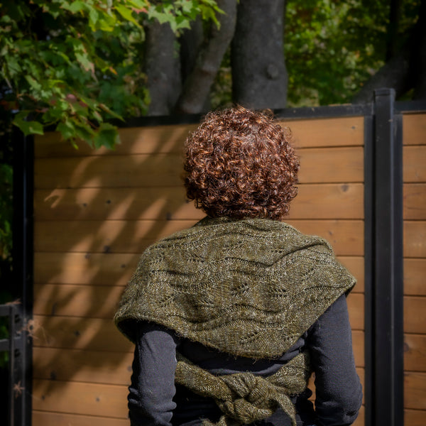 Kit de tricot - Hiedra Shawl par Esti Juango