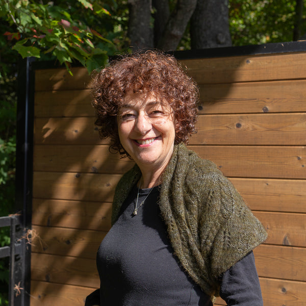 Kit de tricot - Hiedra Shawl par Esti Juango