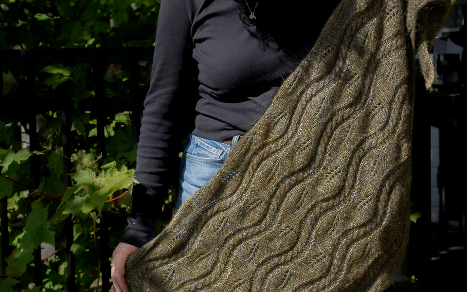 Kit de tricot - Hiedra Shawl par Esti Juango