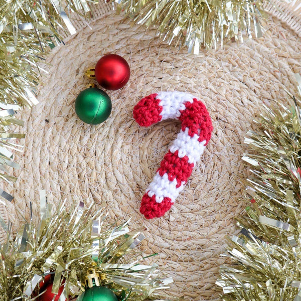 Crochet Kit – Christmas Decorations by Hoooked
