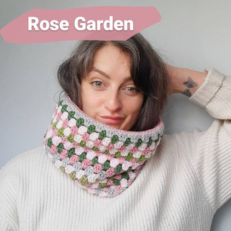 Crochet Kit – Striped Cowl by The Pigeon’s Nest