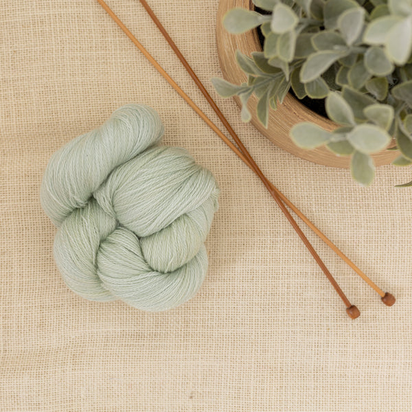 Yarn bundle - Adventitious T-shirt by Olga Putano
