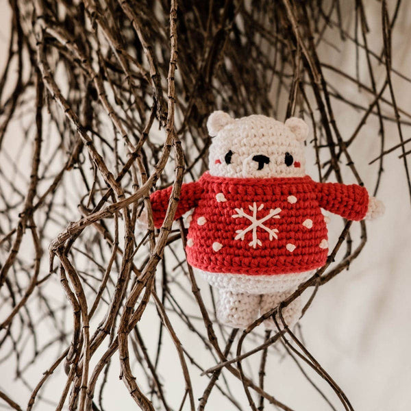 Crochet Kit – Yule the Polar Bear by Hoooked