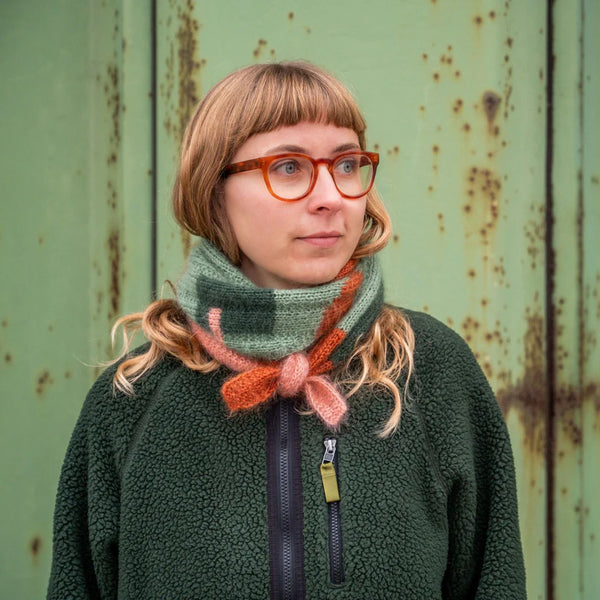 Kit de tricot - Rust & Rhythm Bandana par Anna Husemann