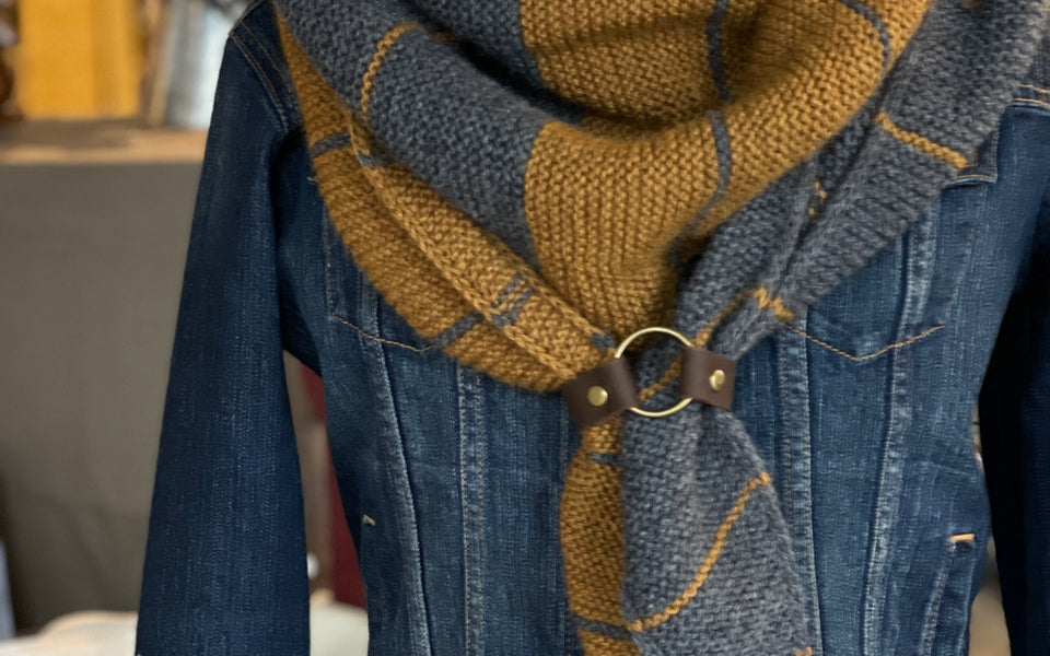 Kit de Tricot - Châle FIELD par Maxim Cyr